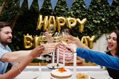 Bir yılı daha kutluyoruz.