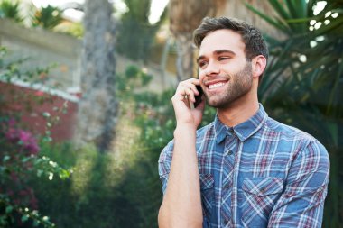 Evet dostum, sadece dışarıda takılıyorum.