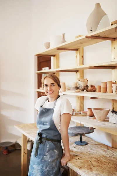 Cropped Portrait Attractive Young Female Artisan Working Her Pottery Workshop — Stock Photo, Image