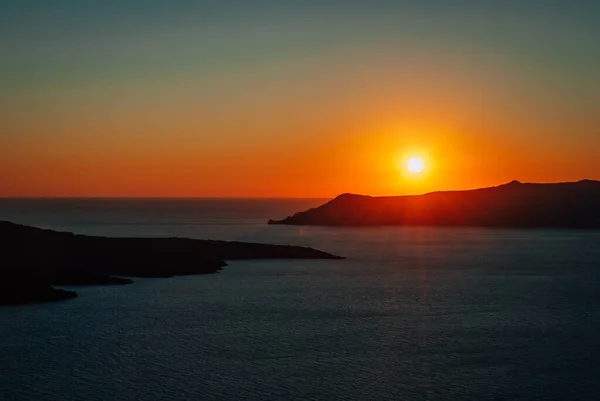 Puesta Sol Sobre Caldera Isla Santorini Grecia — Foto de Stock