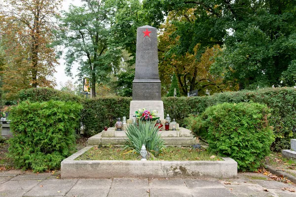 Der Friedhof Der Sowjetischen Soldaten Wocawek — Stockfoto
