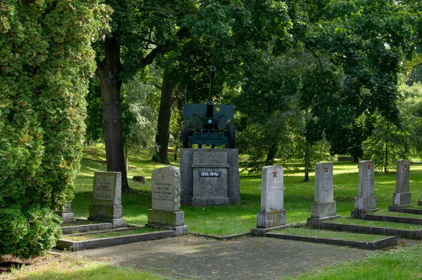 Кладбище Красноармейцев Калише — стоковое фото