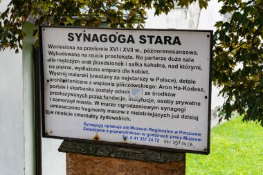 Polonya 'nın Piczw kentindeki eski Yahudi sinagogu.