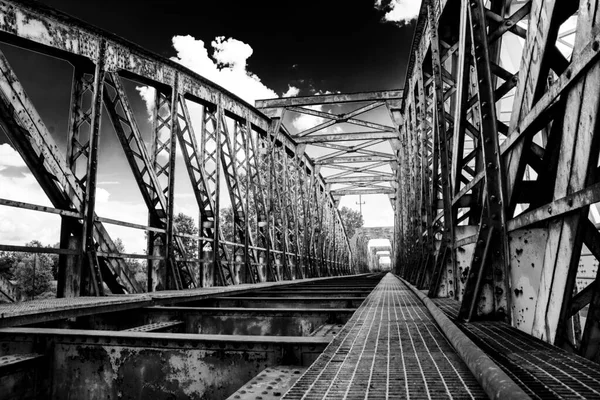 Alte Eiserne Eisenbahnbrücke Polen — Stockfoto
