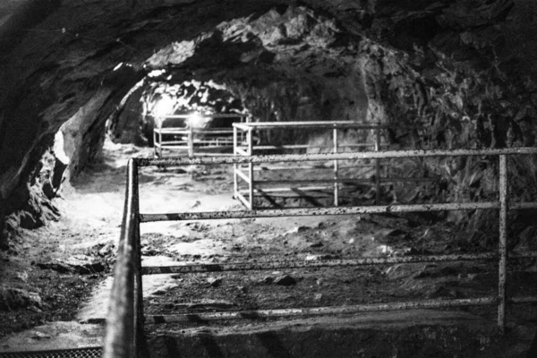 Yeraltı Maden Tüneli Turizm Rotası — Stok fotoğraf