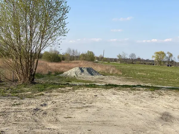 Ackerfeld Dorf Nautra Landschaft — Stockfoto