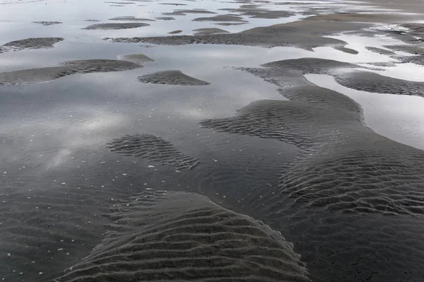 Puddles Undulations Sand Caused Outgoing Tide — Stock Photo, Image