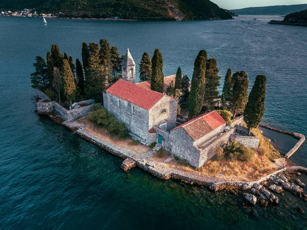 São Jorge Uma Linda Pequena Ilha Mosteiro Católico Perast Montenegro — Fotografia de Stock