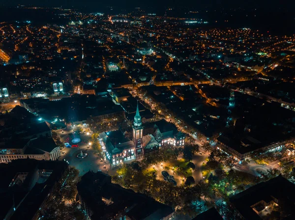 Drone Widok Centrum Miasta Subotica Nocy — Zdjęcie stockowe