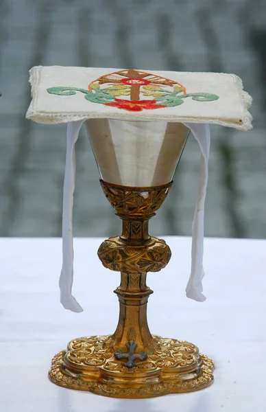 Calice Paten Catholic Mass France — Stock Photo, Image