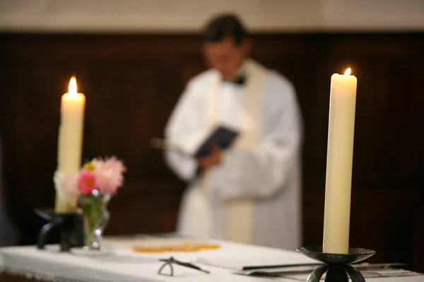 Candele Altare Chiesa Messa Cattolica Francia — Foto Stock