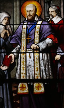 Saint-Severin Kilisesi 'nde lekeli camlar. Fransa. 