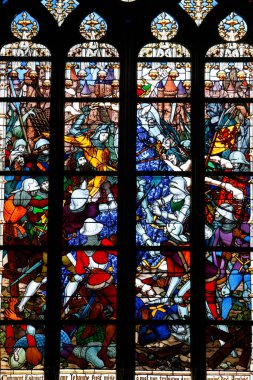 Sainte-Croix katedralinde lekeli camlar. Fransa. 