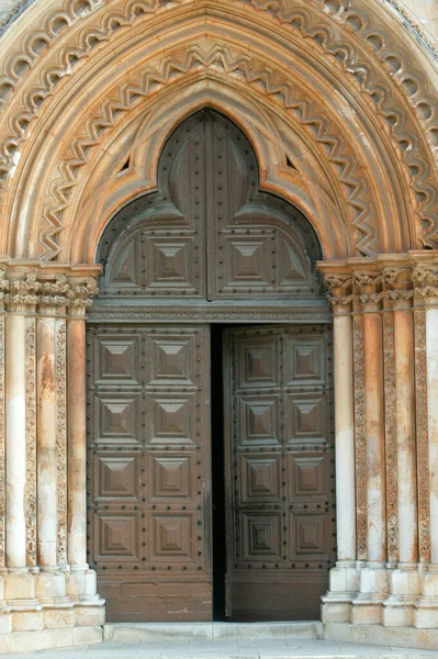 Das Kloster Batalha Öffnet Die Tür Portugal — Stockfoto