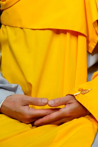 승려가 명상을 프랑스 — 스톡 사진