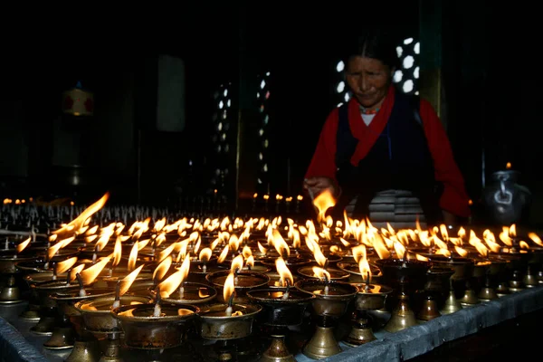 Lampade Burro Tempio Swayambunath Nepal — Foto Stock