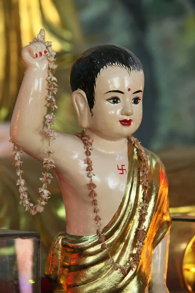 Дитяча Статуя Будди Куок Пагода Єтнам — стокове фото
