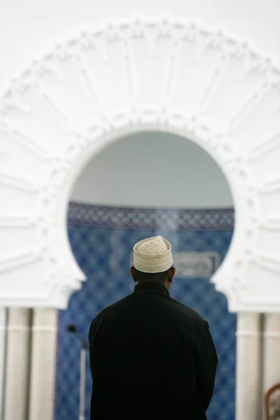 Homem Muçulmano Mesquita Lyon França — Fotografia de Stock