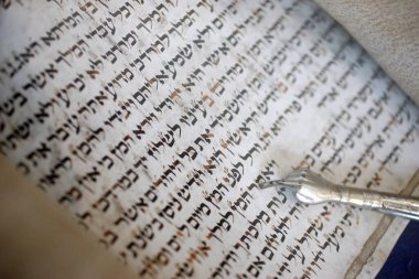 Esther 'in kitabında Yad. Macaristan. 