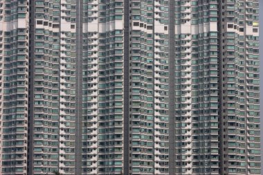 Lantau Adası 'ndaki Tung Chung' daki Seaview Hilal adlı yüksek binadan. Çin. 