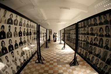 Tuol Sleng kırmızı khmer soykırım müzesi Phnom Penh 'de. Kamboçya. 