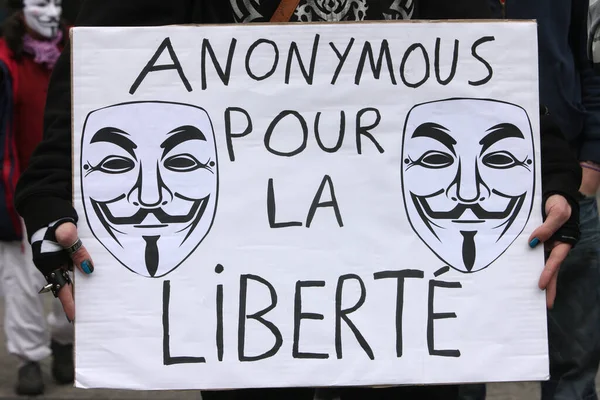 阻止Acta抗议者在巴黎游行 — 图库照片