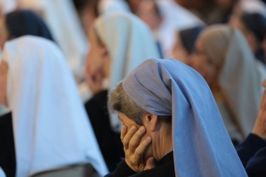 Reuilly Deaconess Cemaati. Protestan tarikatı. Fransa. 