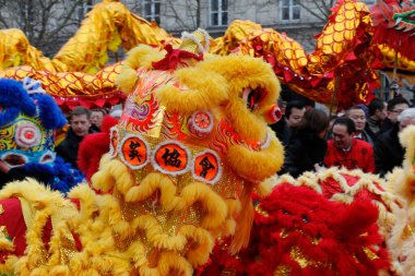 Çin Yeni Yılı. Aslan dansı. Fransa. 