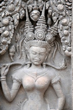 Apsara. Angkor Wat 'ın batı girişinin oyuncuları merkez turnenin kapısında. Guimet Müzesi. Asya Sanatları Müzesi. Paris mi? Sergi: 