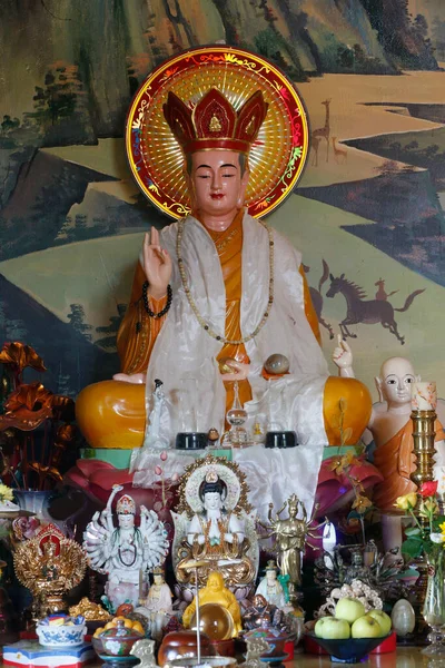 Buddhistischer Altar Einem Tempel Frankreich — Stockfoto