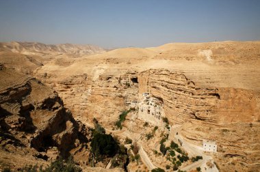 Koziba Manastırı 'nın Yunan Ortodoks Aziz George' u Wadi Qelt yamacında. Yahudi Çölü. İsrail. 