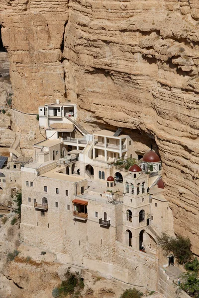 位于Wadi Qelt斜坡上的Koziba修道院希腊东正教圣乔治教堂 胡迪安沙漠以色列 — 图库照片