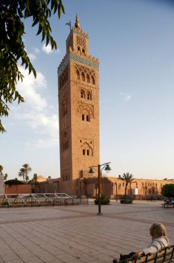 Koutoubia camisi ve minaresi. Mimarlık. Marakech. Fas. 