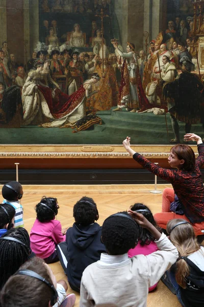 Niños Museo Del Louvre Francia — Foto de Stock