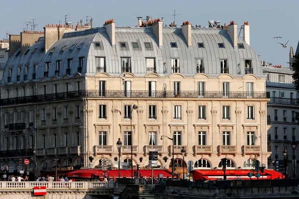 Gebouw Plaats Saint Michel Parijs Frankrijk — Stockfoto