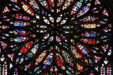 Notre-Dame d 'Amiens Katedrali. Güney transeptinin gül rengi penceresi. Fransa. 