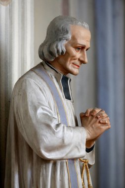 Saint Jacques kolej kilisesi. Heykel. Jean-Marie Vianney Ars Rahibi.