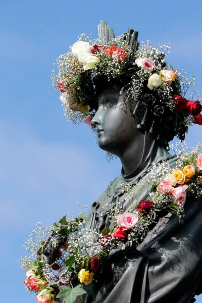 Lady Salette Türbesi Leydi Salette Heykelimiz Fransa — Stok fotoğraf
