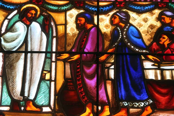 Carouge新教圣殿 缝隙玻璃窗 约翰福音2 2耶稣也被邀请与门徒一同参加婚礼 日内瓦 — 图库照片