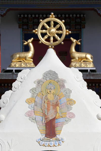 Храм Тисячі Будд Дашанг Каг Лінг Будда — стокове фото
