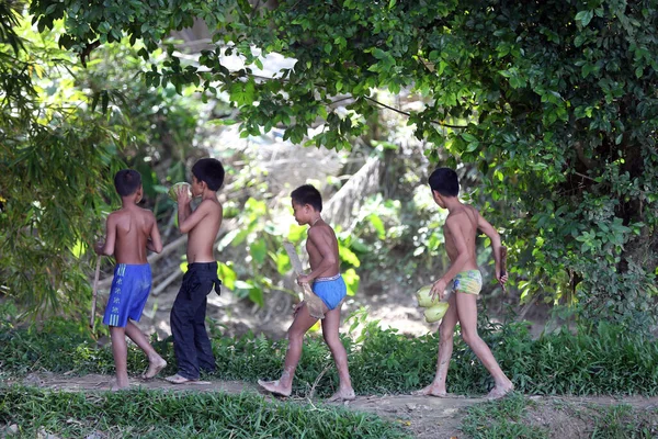 Four Boys Walking Path Vang Vieng Laos — Stock Photo, Image