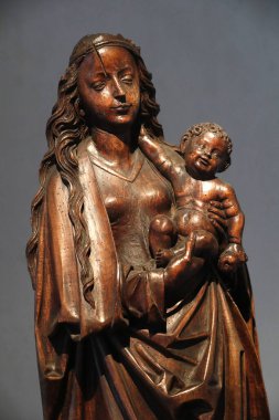 Oeuvre Notre-Dame Müzesi. Virgin ve Chld. 15. yüzyılın sonları. Strasbourg 'da. Fransa.