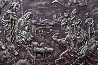 Aziz Joseph Katedrali (Nha Tho Lon). İsa 'nın. Üç bilge adam ya da büyücü tarafından Çocuk İsa 'ya tapma. Hanoi. Vietnam.