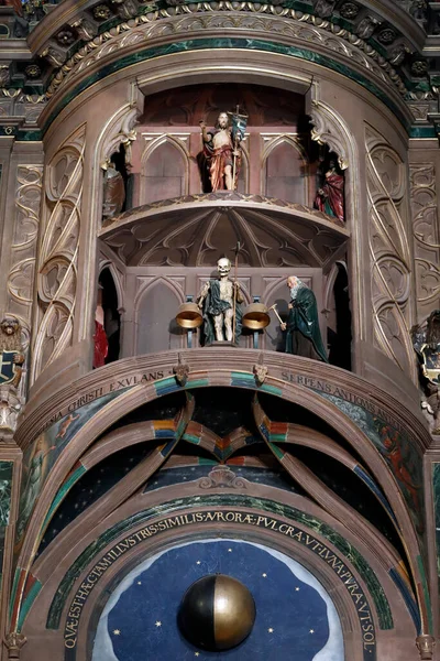 斯特拉斯堡大教堂的夫人天文钟 斯特拉斯堡 — 图库照片