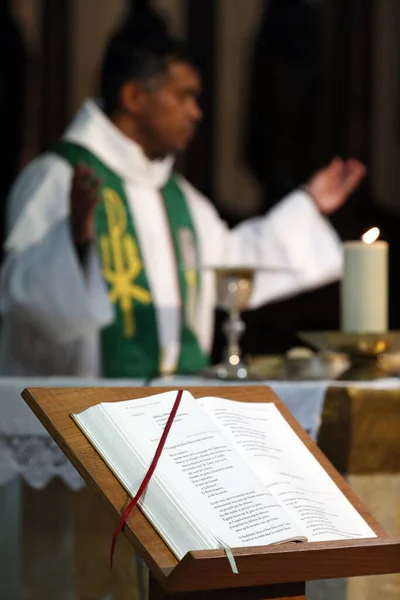 Saint Jacques Templom Eucharisztikus Ünneplés Sallanche Franciaország — Stock Fotó