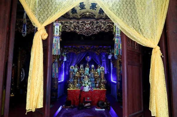 Kim Templo Budista Altar Mayor Hanoi Vietnam — Foto de Stock
