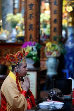 Ly Trieu Quoc Su Pagoda. Budist töreni. Hanoi. Vietnam.
