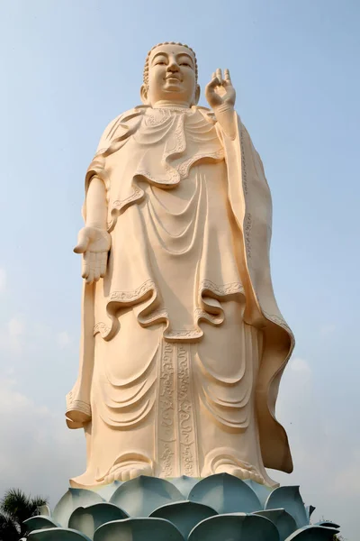 Vinh Trang Buddhista Templom Amitabha Buddha Szobor Thóm Vietnam — Stock Fotó