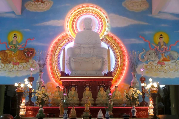 Phuoc Egy Buddhista Pagoda Főoltár Buddha Szobor Cai Legyen Vietnam — Stock Fotó