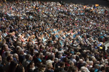 Strasbourg Zirvesi 'nde Protestan kutlaması. Tapanlar. Strasbourg 'da. Fransa.
